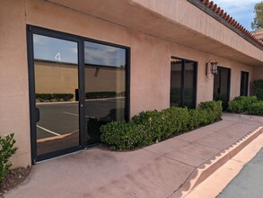 2680 Chandler Ave, Las Vegas, NV for lease Building Photo- Image 2 of 11