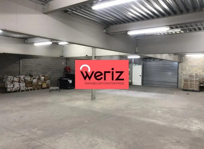 Flex in Aubagne for lease - Building Photo - Image 1 of 14