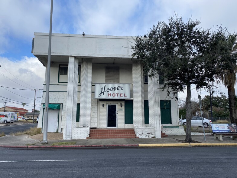 1301 N Chaparral St, Corpus Christi, TX for sale - Building Photo - Image 2 of 19