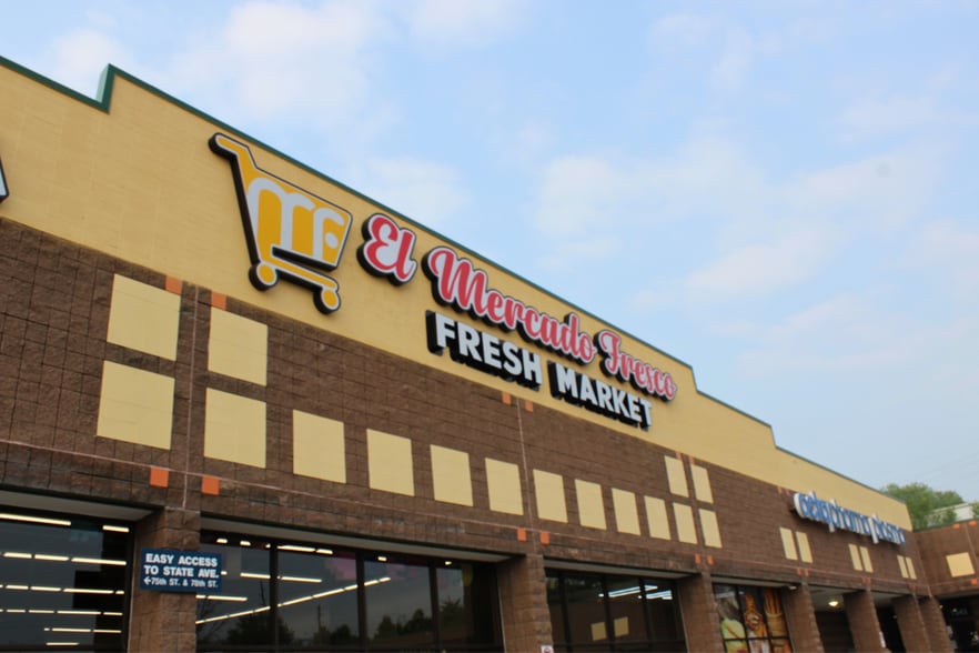 7523-7569 State Ave, Kansas City, KS for lease - Building Photo - Image 2 of 6