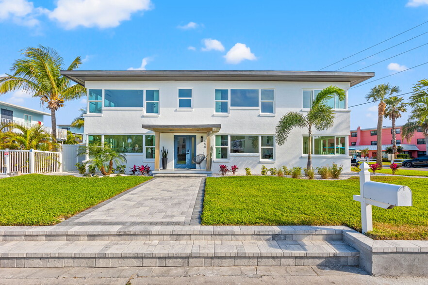 650 70th Ave, St Pete Beach, FL for sale - Building Photo - Image 1 of 1