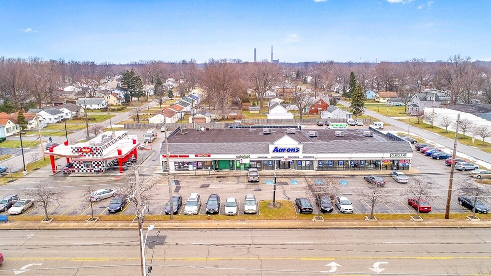 34001-34071 Vine St, Willowick, OH for lease - Building Photo - Image 1 of 5