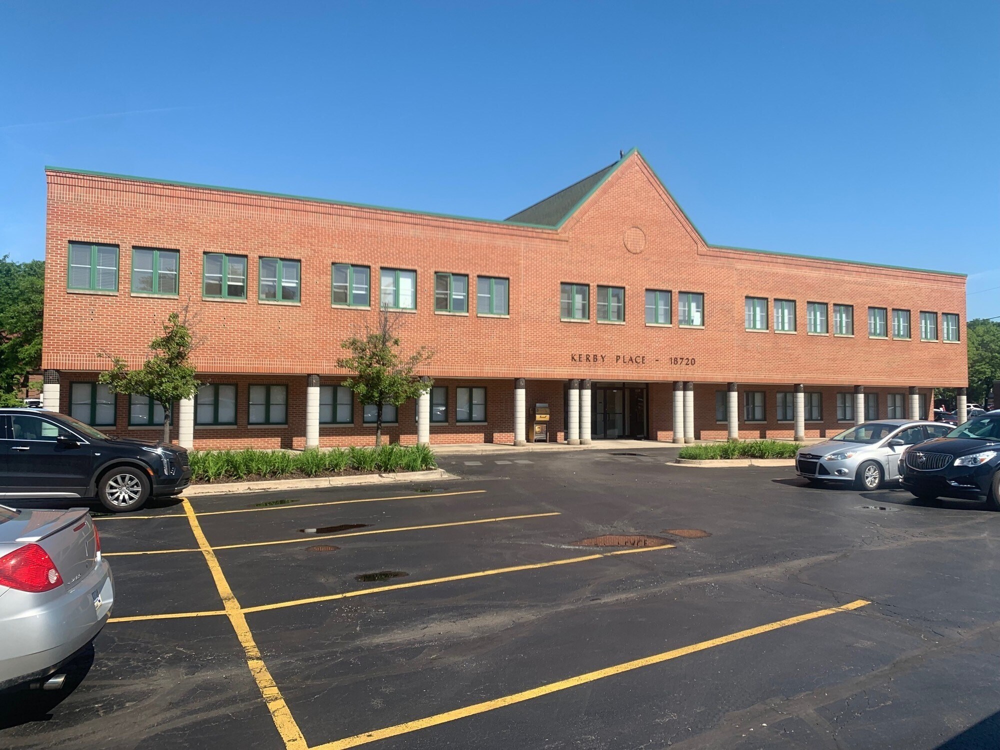 18720 Mack Ave, Grosse Pointe Farms, MI for sale Building Photo- Image 1 of 1