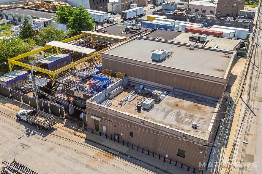 53 Hanse Ave, Freeport, NY for sale - Building Photo - Image 1 of 3