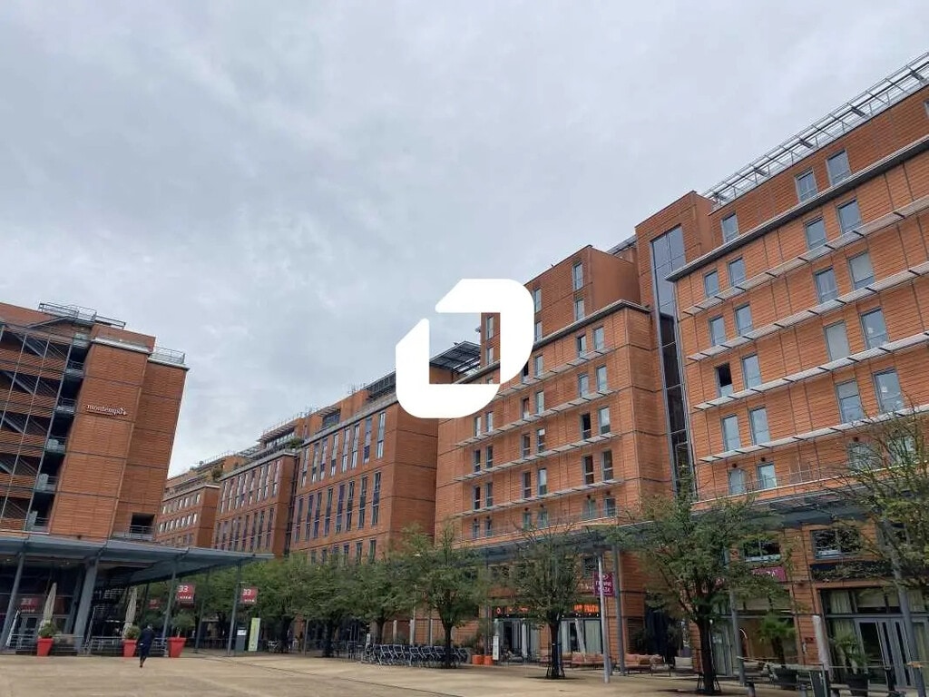 Location Bureaux 367 m² - Photo 1