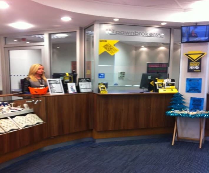 4-6 Victoria St, Grimsby for lease - Building Photo - Image 3 of 5