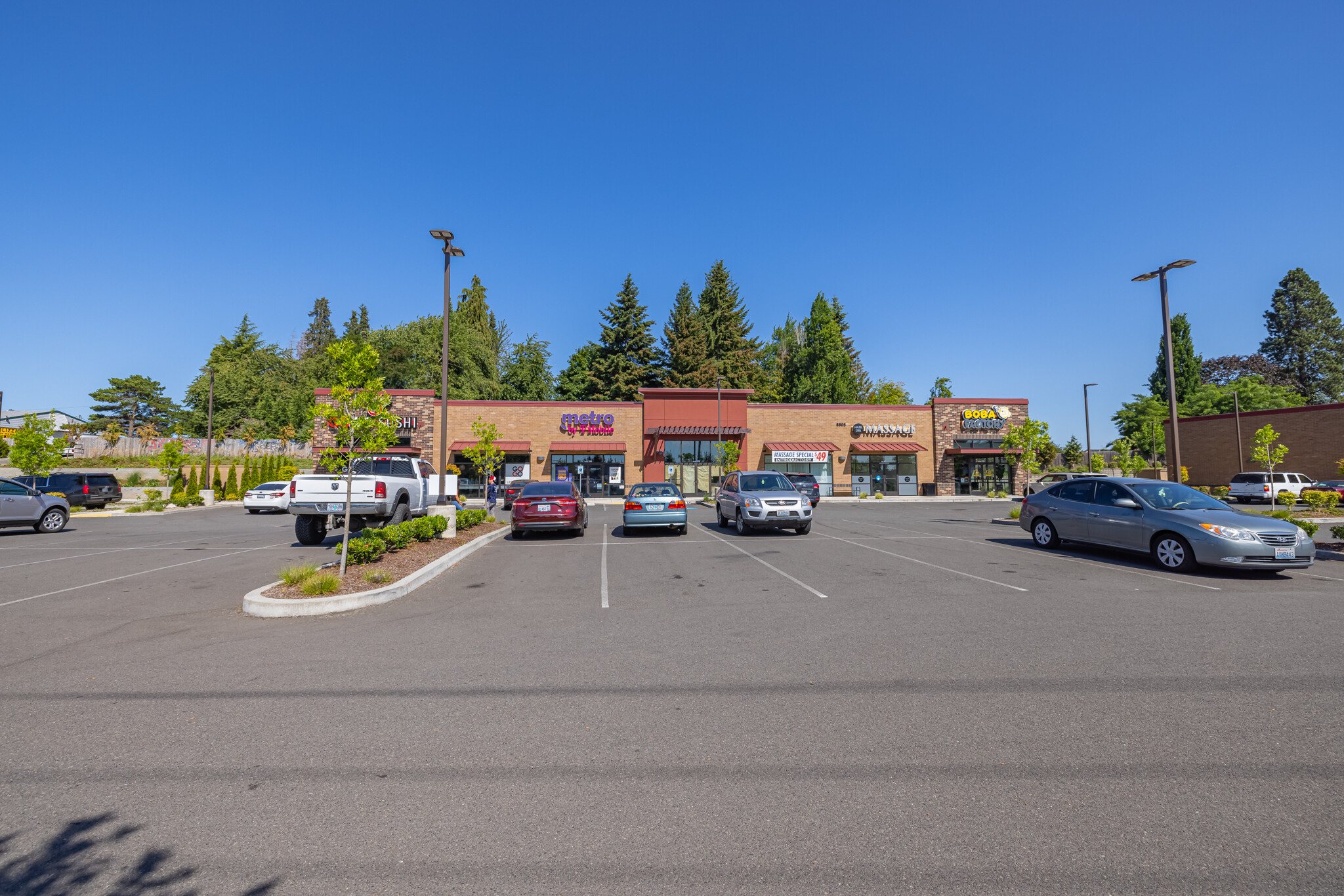 8605 Ne Highway 99, Vancouver, Wa 98665 - Retail For Lease 