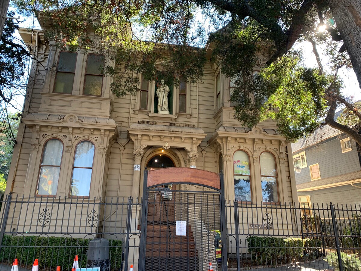 920 Peralta St, Oakland, CA 94607