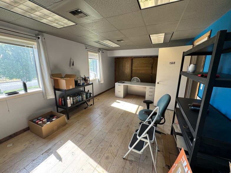 2900 Sutherland Dr, Union Gap, WA for lease - Interior Photo - Image 3 of 18