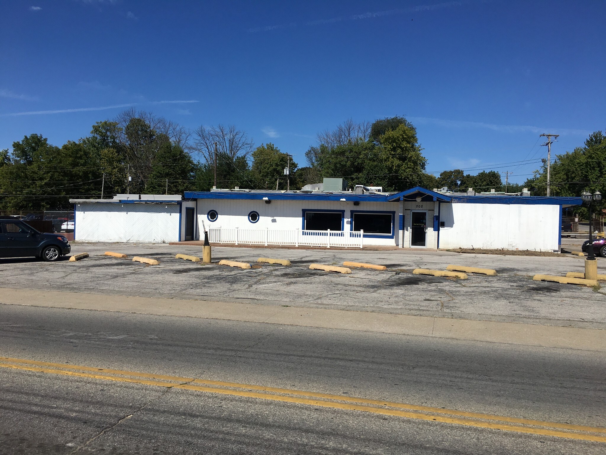 202 Main St, Jeffersonville, IN for sale Building Photo- Image 1 of 1