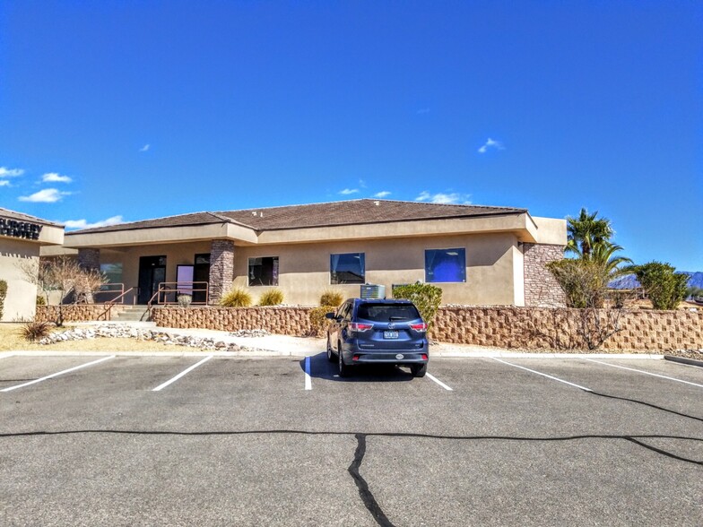 350 Falcon Ridge Pky, Mesquite, NV for sale - Building Photo - Image 1 of 1