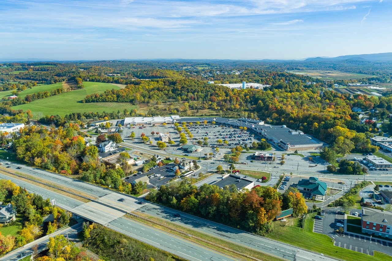 78 Brookside Ave, Chester, NY 10918 The Chester Mall