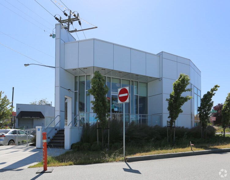 8400 West Rd, Richmond, BC for lease - Building Photo - Image 2 of 27