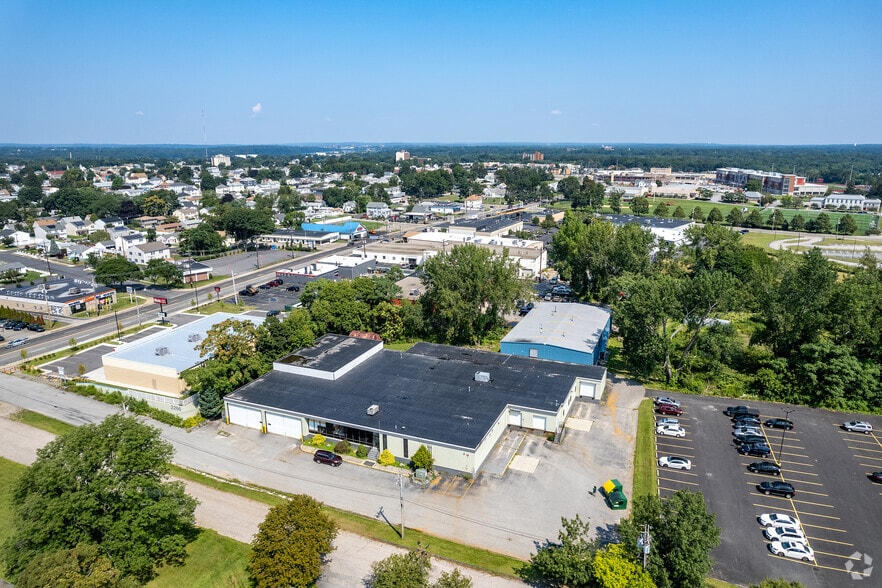 2266 Pawtucket Ave, East Providence, RI for sale - Aerial - Image 2 of 7
