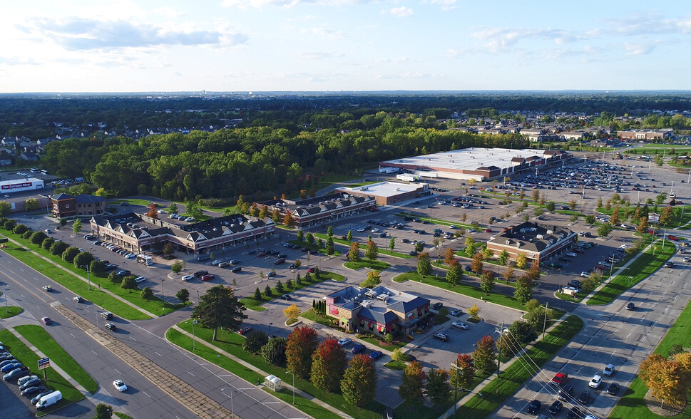 5709-5773 E 12 Mile Rd, Warren, MI for lease - Aerial - Image 1 of 7