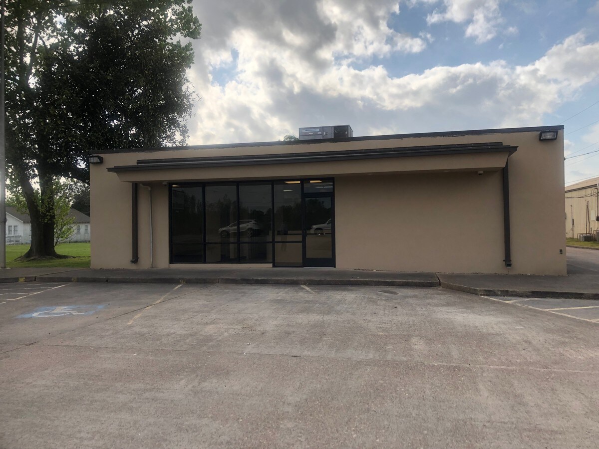 23896 Loop 494, Porter, TX 77365