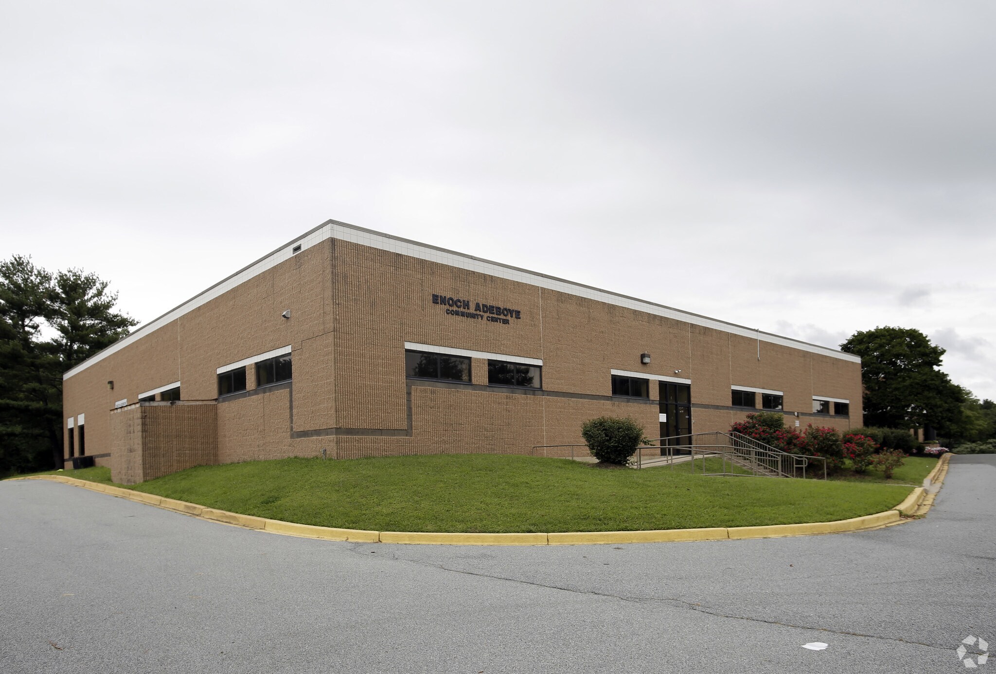 18-24 Blevins Dr, New Castle, DE for sale Building Photo- Image 1 of 1