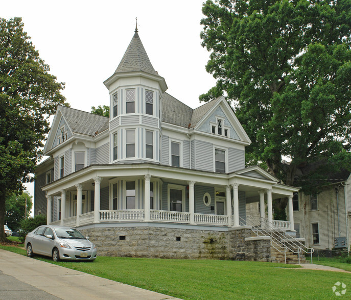 836 Campbell Ave SW, Roanoke, VA for sale - Building Photo - Image 2 of 5