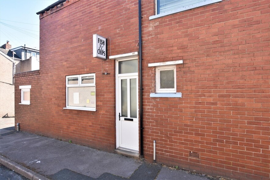 36 York St, Barrow In Furness for sale - Building Photo - Image 1 of 17