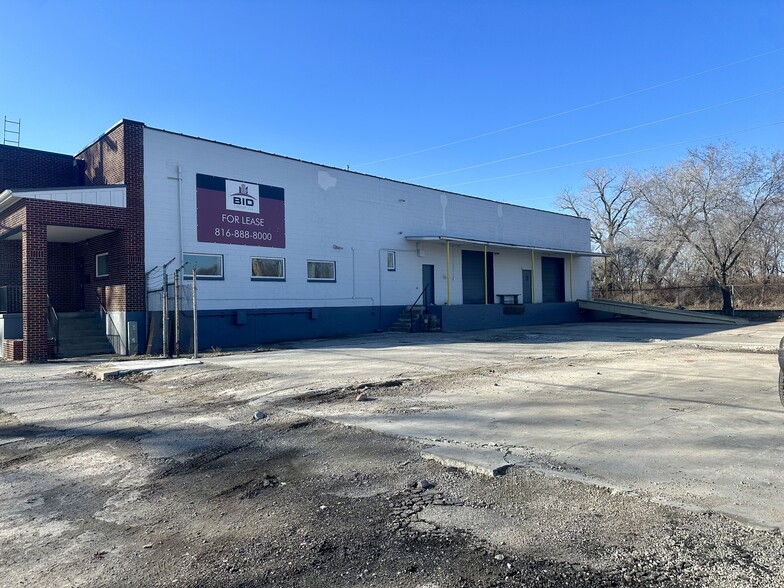 1310 Guinotte Ave, Kansas City, MO for lease - Building Photo - Image 1 of 26