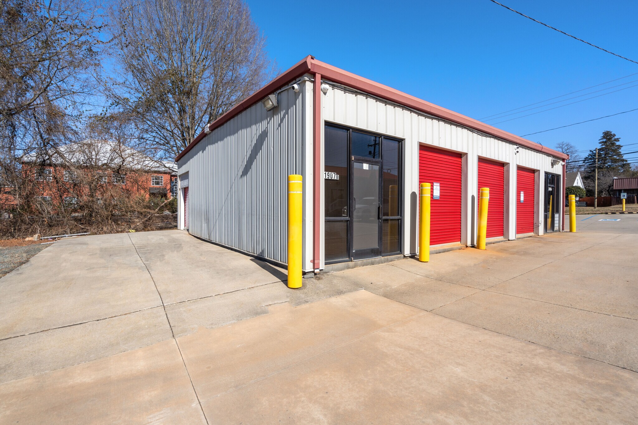 1907 Maple Ave, Burlington, NC for lease Building Photo- Image 1 of 6