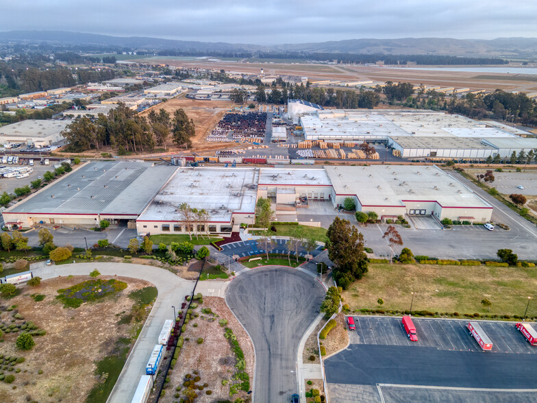 2717 Aviation Way, Santa Maria, CA for lease - Primary Photo - Image 1 of 19