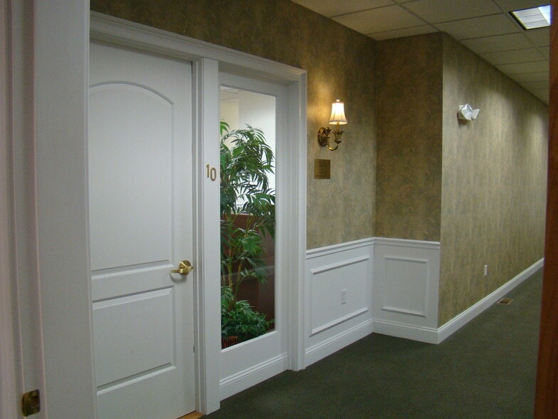 45 Lyman St, Westborough, MA for lease - Interior Photo - Image 3 of 42