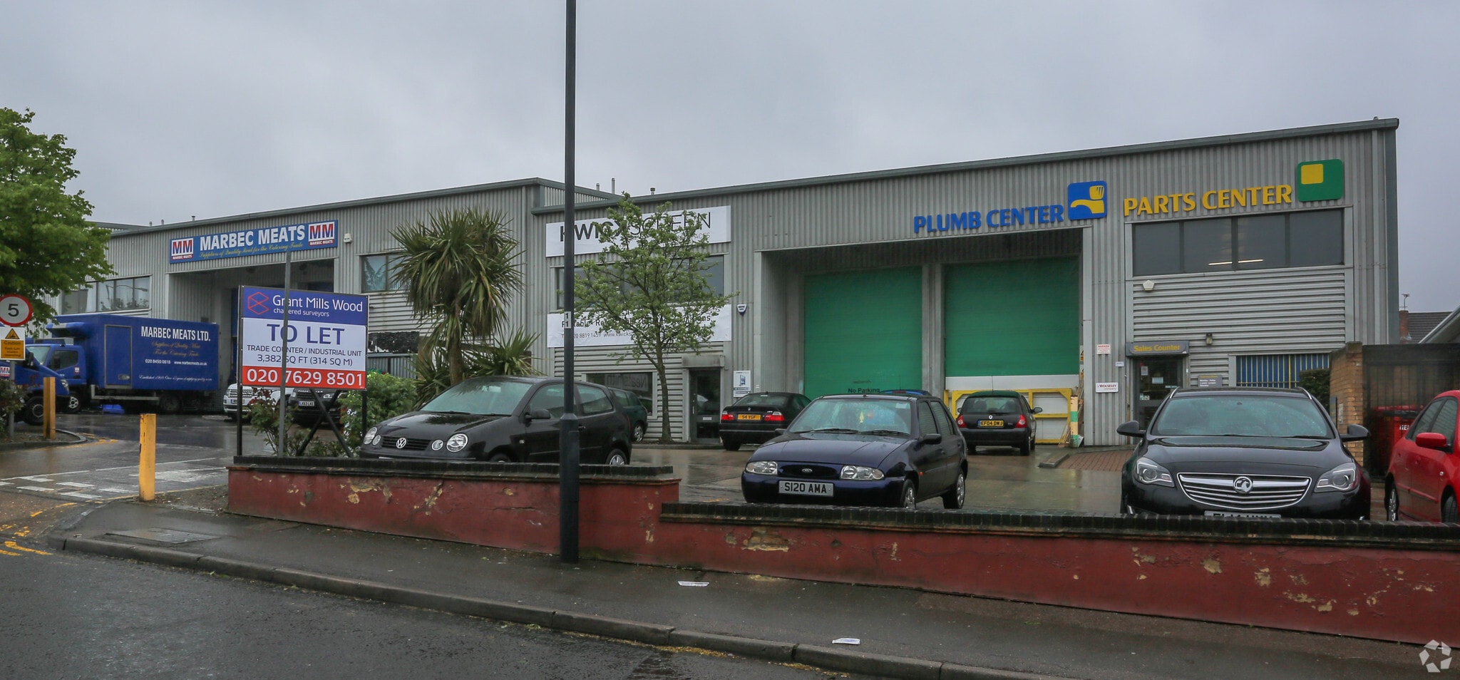 Waterloo Rd, London for lease Primary Photo- Image 1 of 5