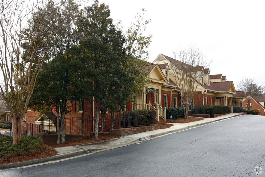 3867 Holcomb Bridge Rd, Peachtree Corners, GA for lease - Building Photo - Image 3 of 106