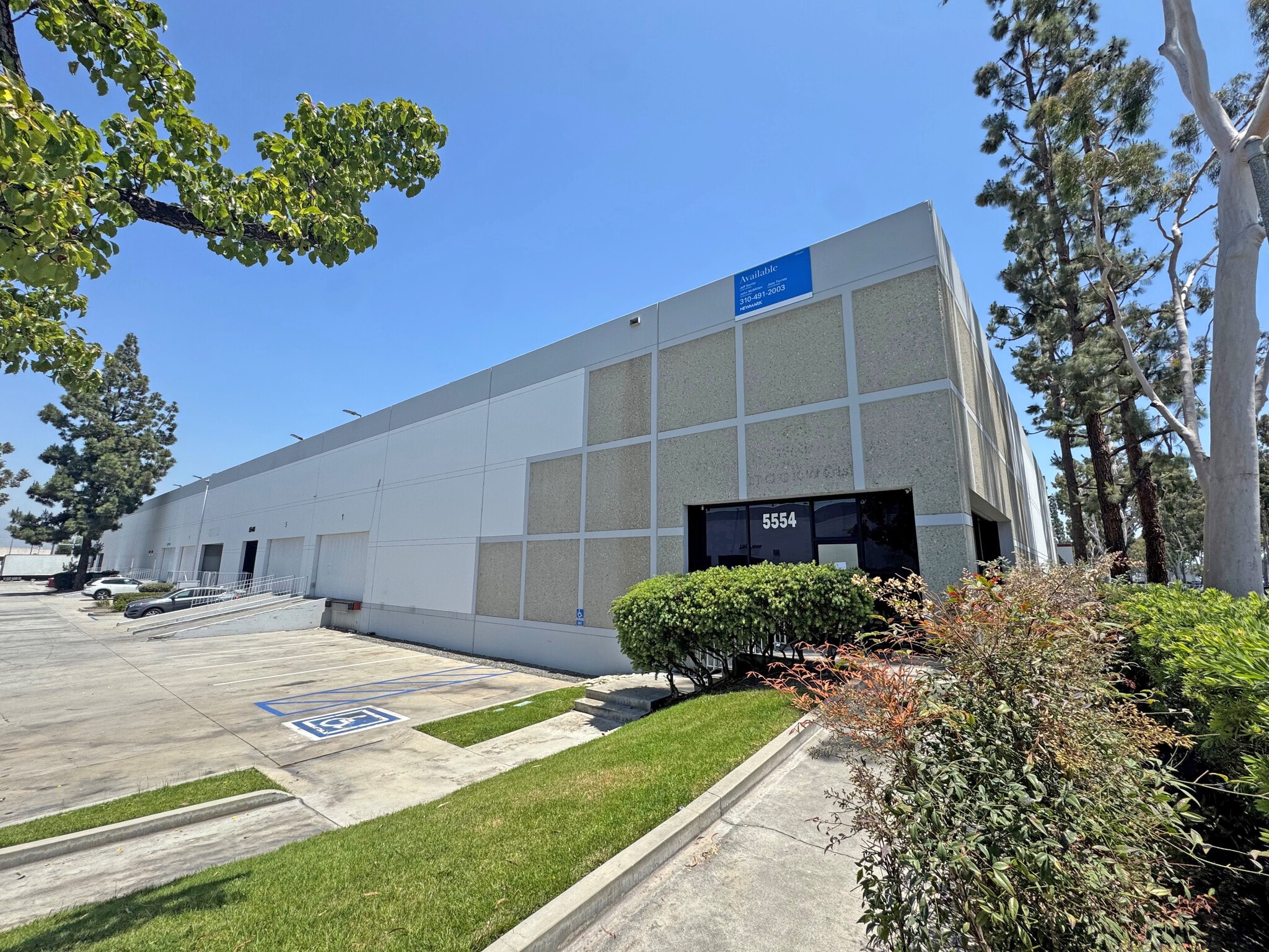 5530-5554 Bandini Blvd, Bell, CA for lease Building Photo- Image 1 of 2