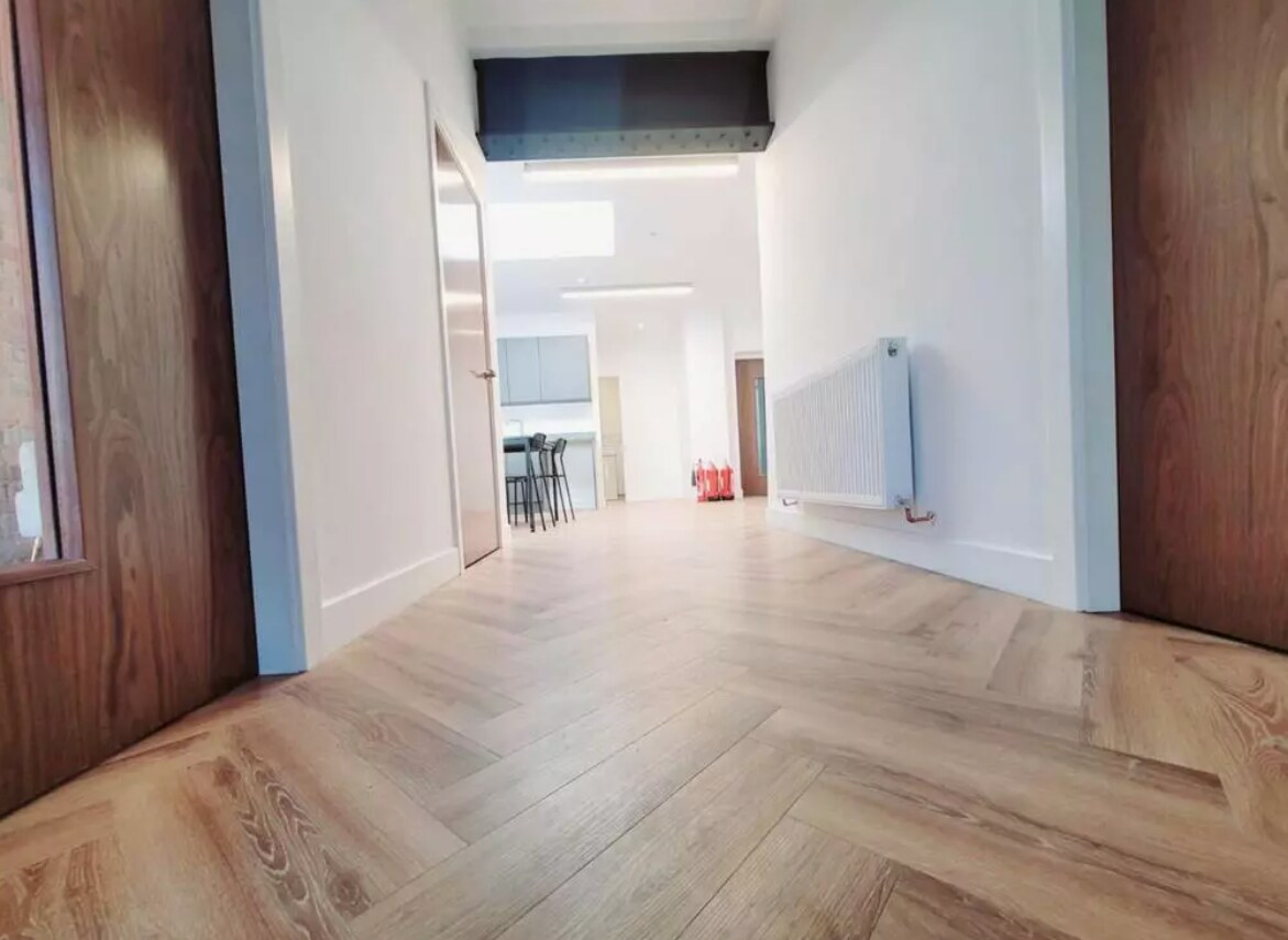 41-43 Liverpool Rd, Manchester for lease Interior Photo- Image 1 of 9