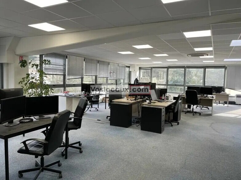 Office in Vallauris for lease - Interior Photo - Image 3 of 4