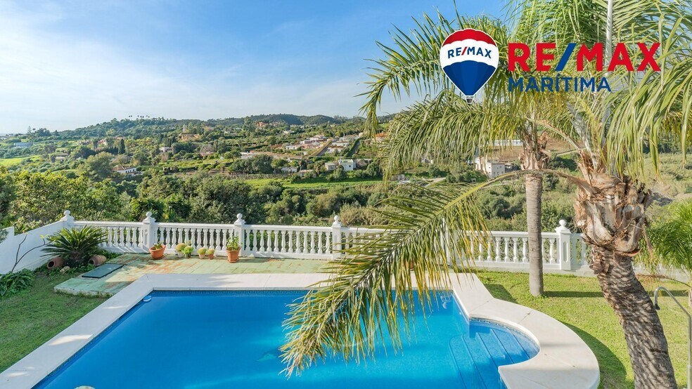 Land in Estepona, Málaga for sale - Building Photo - Image 2 of 50