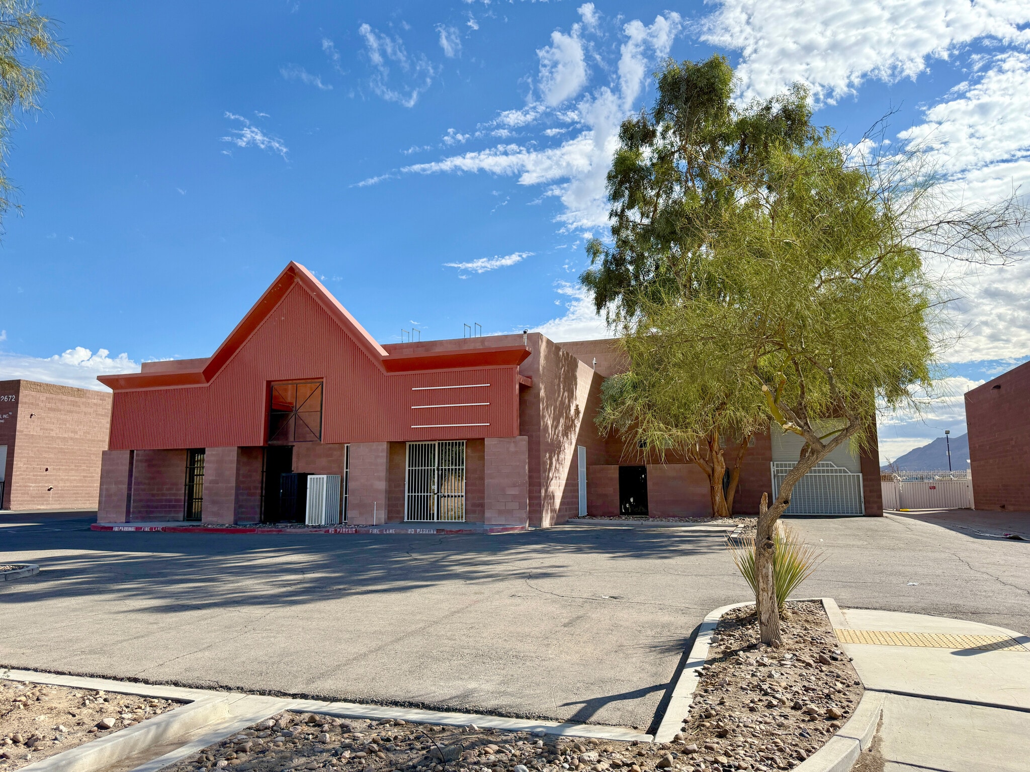 2652 Abels Ln, Las Vegas, NV for lease Building Photo- Image 1 of 8