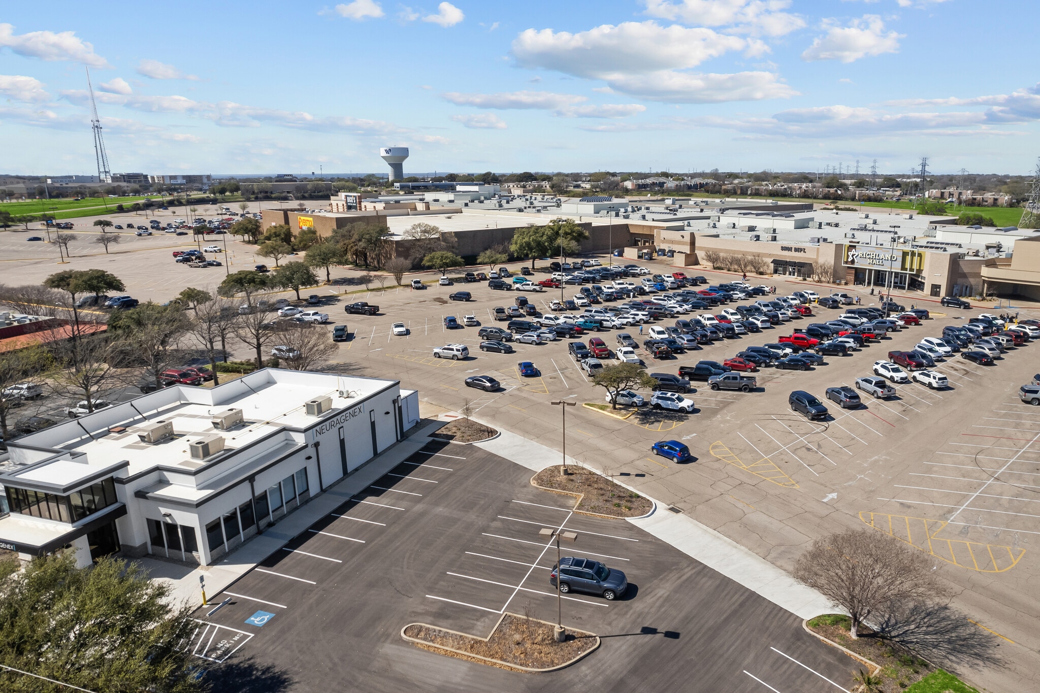 5901 W Waco Dr, Waco, TX for sale Primary Photo- Image 1 of 31