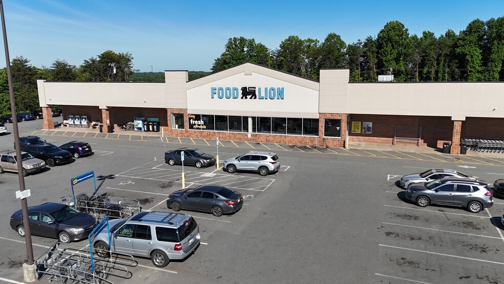 1022-1050 Bethania Rural Hall Rd, Rural Hall, NC for sale - Building Photo - Image 1 of 1