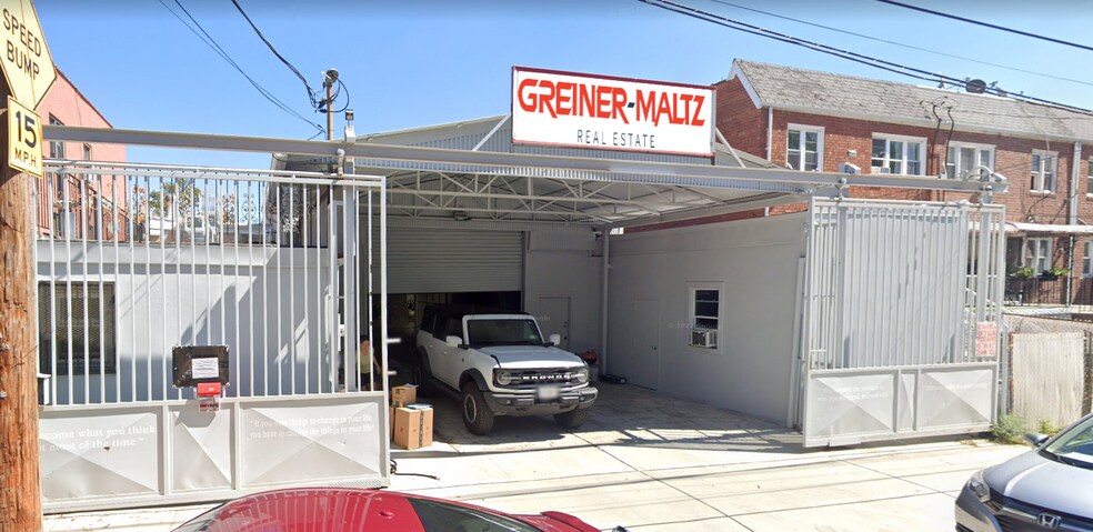 107-87 100th St, Ozone Park, NY for sale - Building Photo - Image 1 of 1