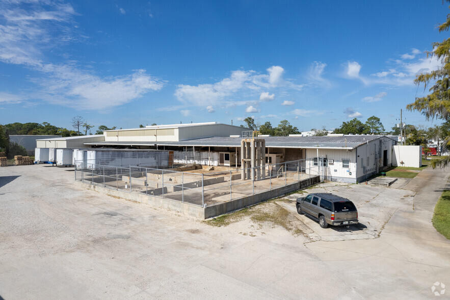 1560 Lexington Ave, Deland, FL for sale - Primary Photo - Image 1 of 1