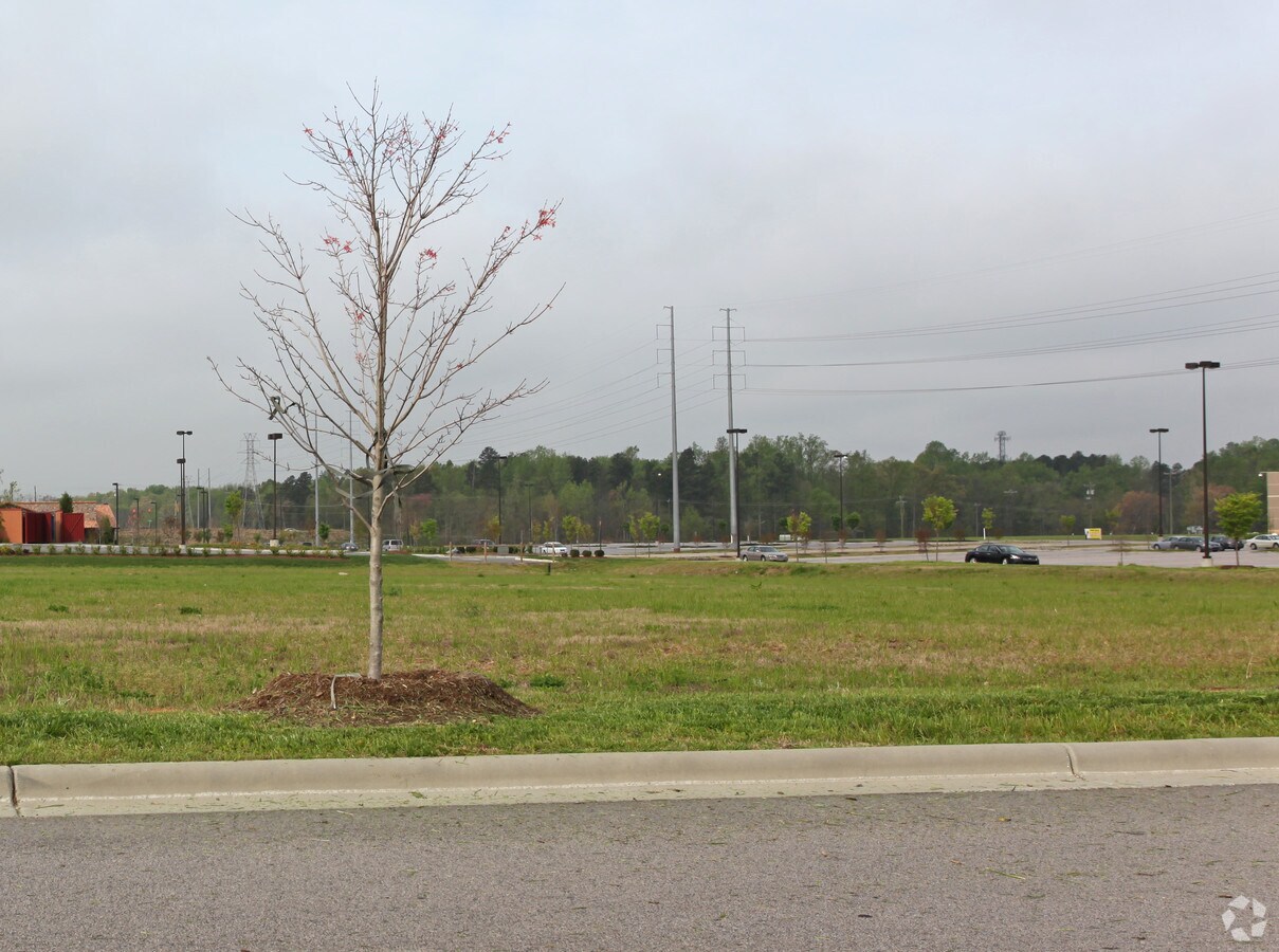 1425 Klumac Rd, Salisbury, NC 28147