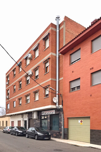 More details for Calle Nuestra Señora de la Misericordia, 1, Torrijos - Multifamily for Sale