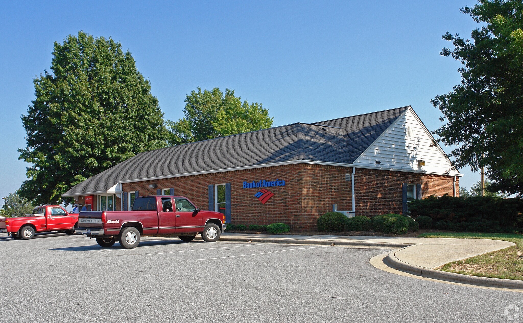 115 W Fairfield Rd, High Point, NC for sale Primary Photo- Image 1 of 1