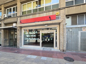 Retail in Lleida, Lérida for lease Interior Photo- Image 1 of 11