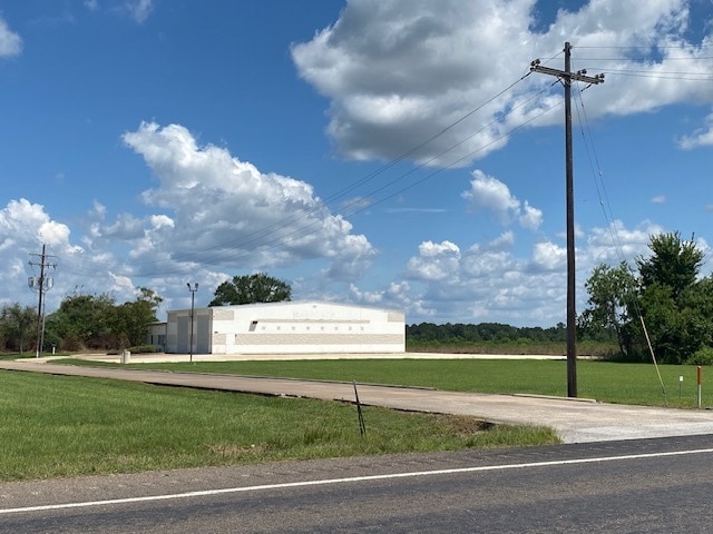 7247 Kirk Dr, Orange, TX for lease - Building Photo - Image 1 of 1