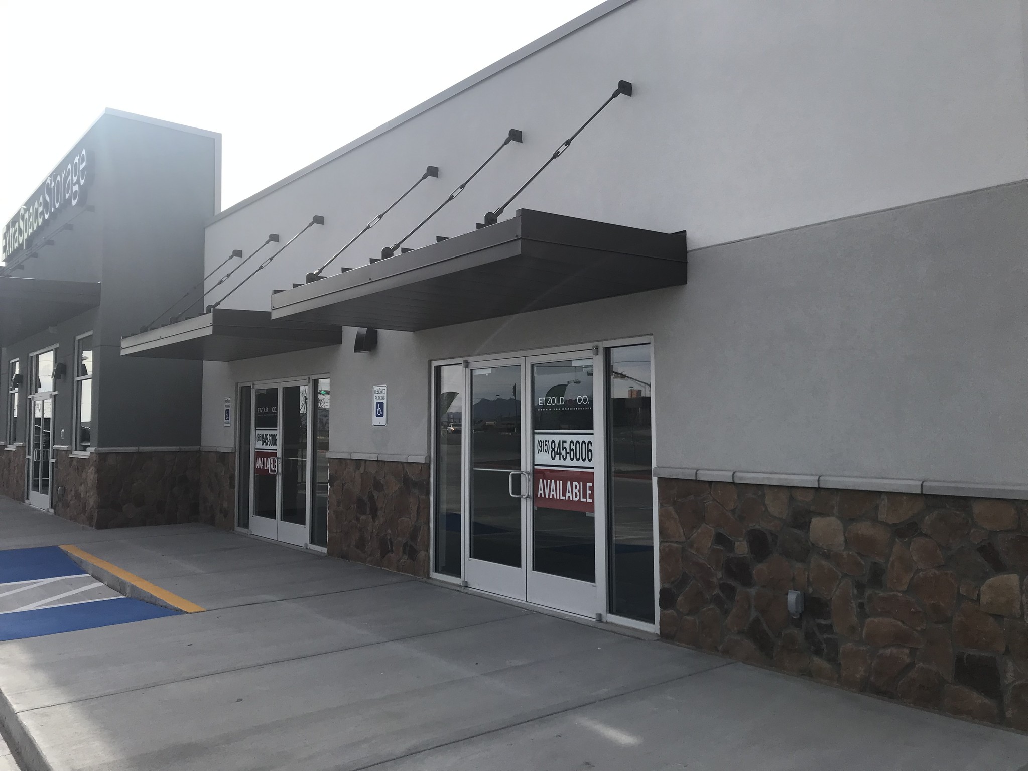 135 N Resler Dr, El Paso, TX 79912 Extra Space Storage