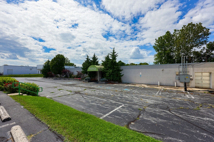 801 Commerce St, Sinking Spring, PA 19608 Industrial for Sale