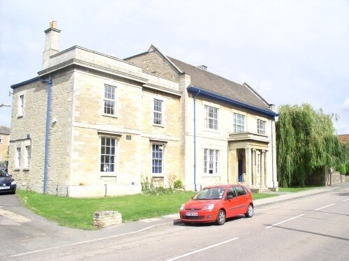 Huntingdon Rd, Thrapston for sale - Primary Photo - Image 1 of 1