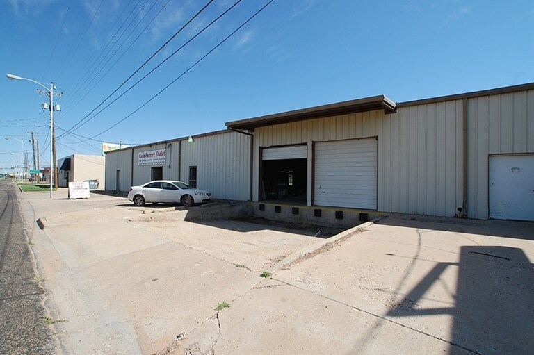 2424 Clovis Rd, Lubbock, TX for sale Primary Photo- Image 1 of 1