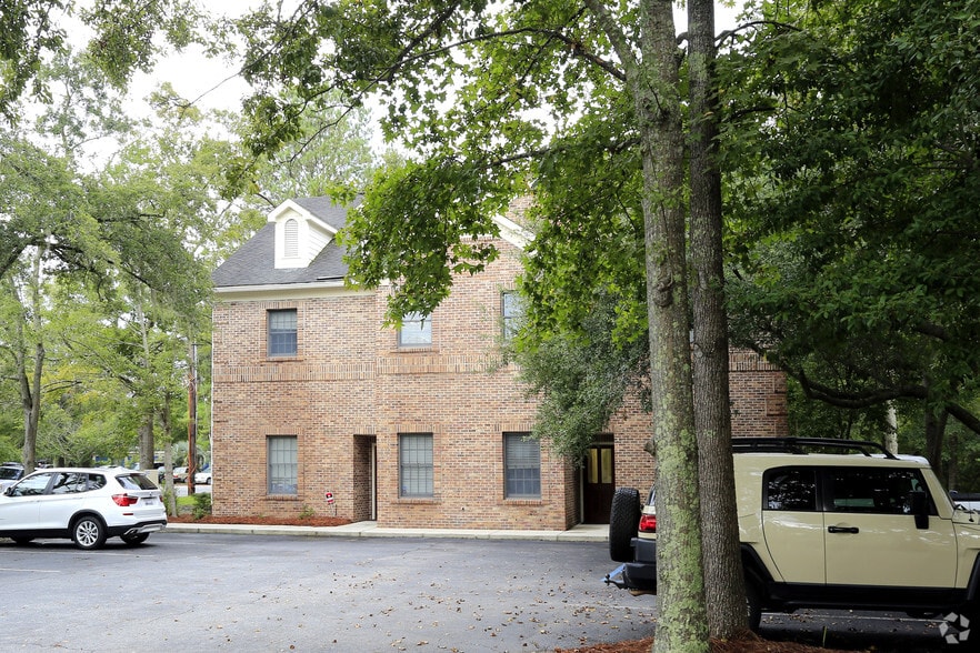 845 Lowcountry Blvd, Mount Pleasant, SC for lease - Building Photo - Image 2 of 12