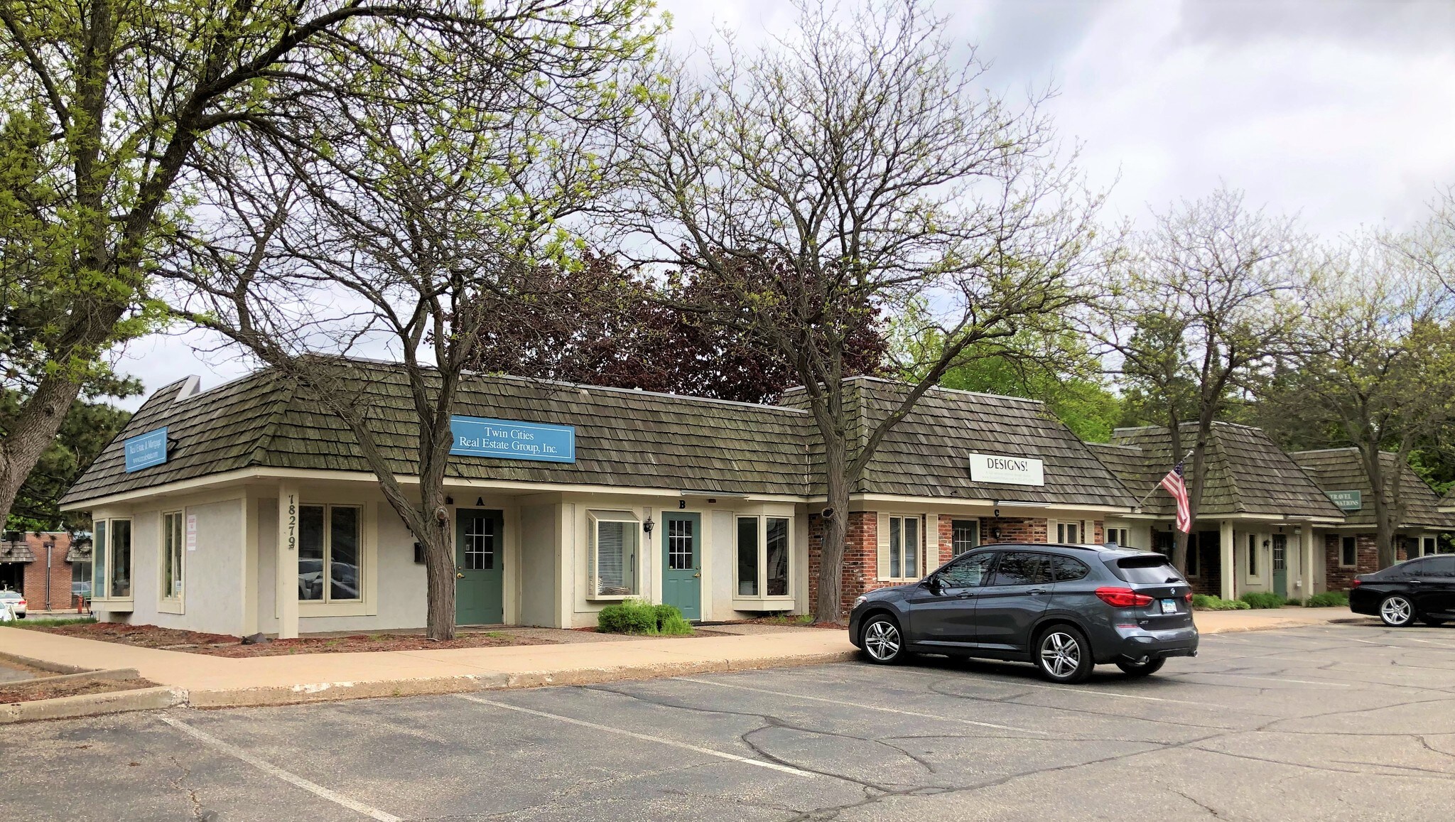 18279 Blvd, Deephaven, MN 55391 Deephaven Court