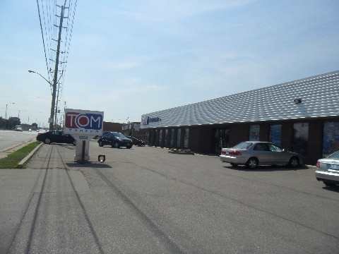 1353 Britannia Rd E, Mississauga, ON for lease - Building Photo - Image 3 of 4